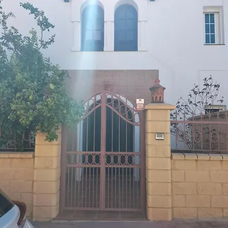 Atico Hogar De Tara Apartmán *